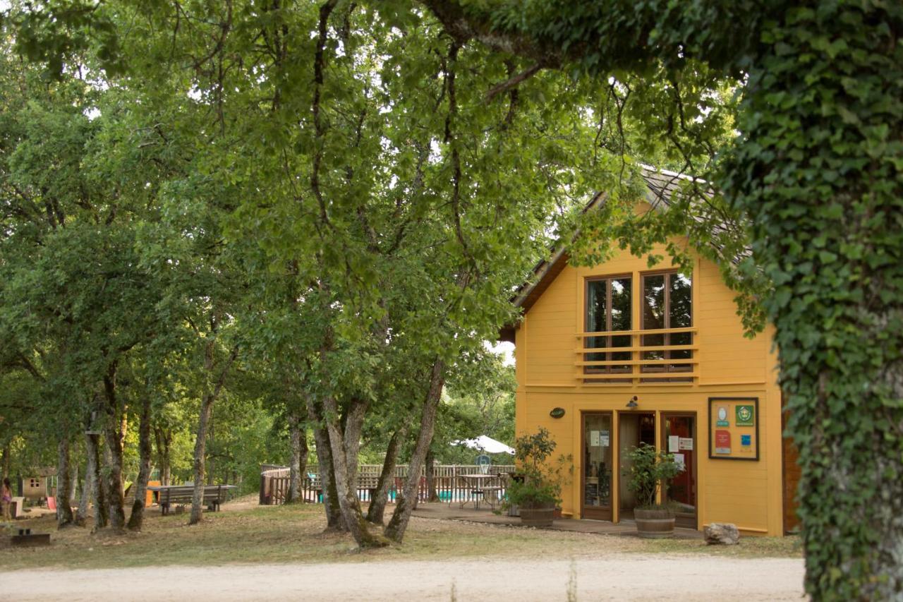 Le Bois De Faral Hotel Le Bastit Ngoại thất bức ảnh