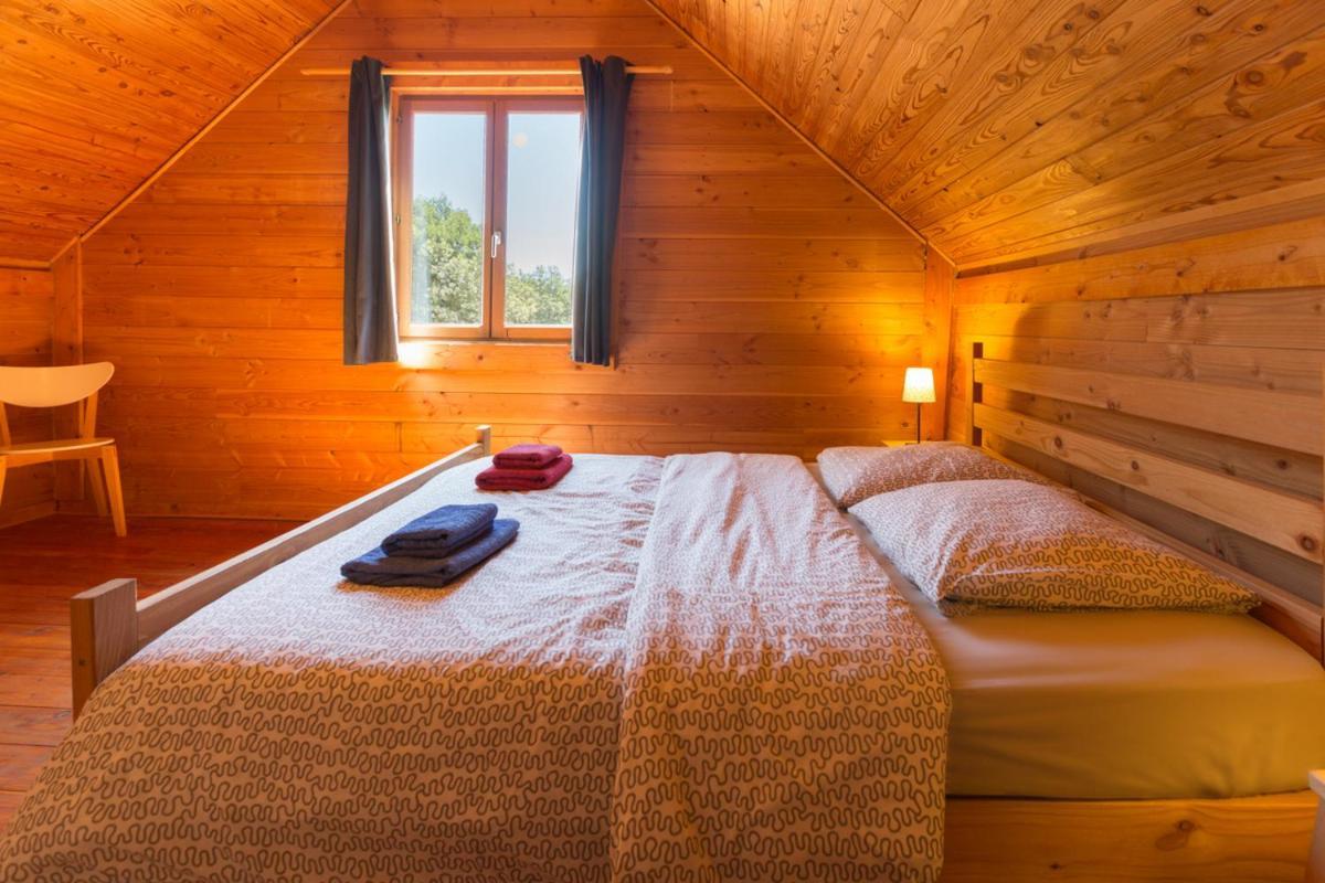 Le Bois De Faral Hotel Le Bastit Ngoại thất bức ảnh